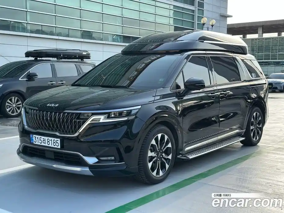 Kia Canival 2022 3.5 Автомат в Москве № 587380, фото 1