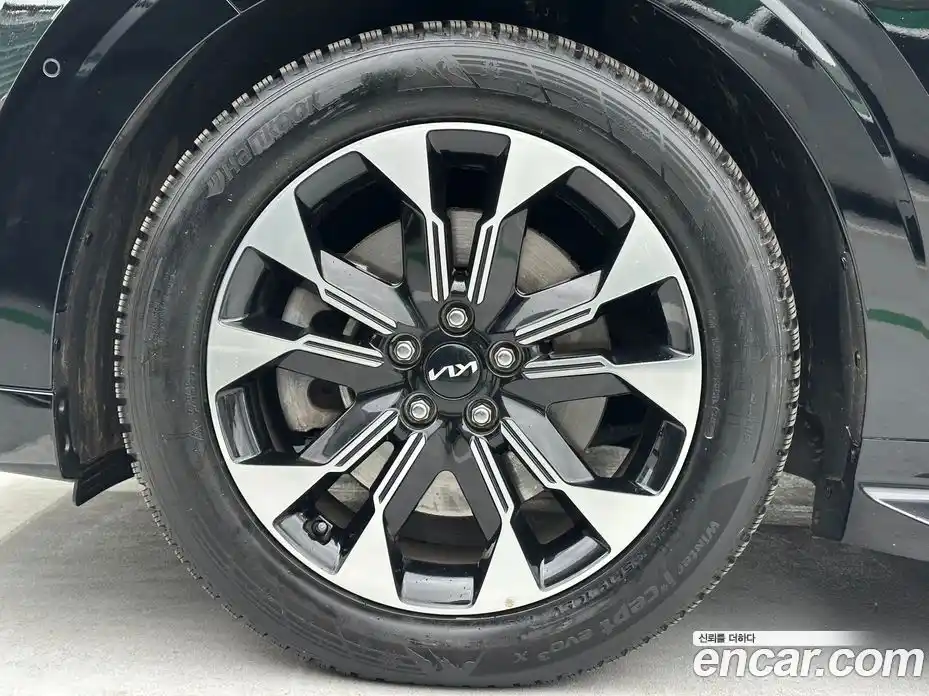 Kia Canival 2022 3.5 Автомат в Москве № 587380, фото 5