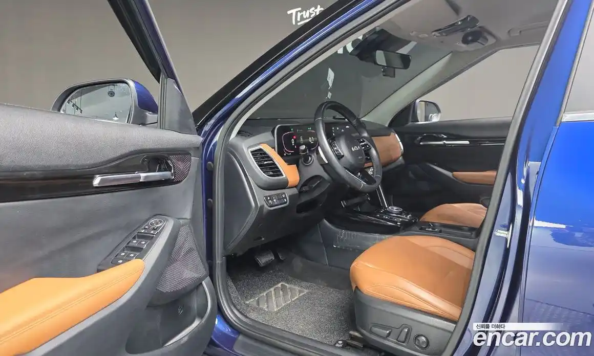 Kia Seltos 2023 2.0 Автомат в Москве № 587453, фото 11