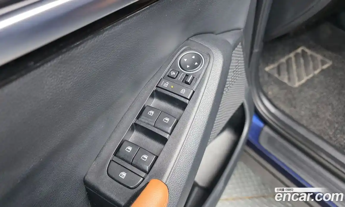 Kia Seltos 2023 2.0 Автомат в Москве № 587453, фото 12