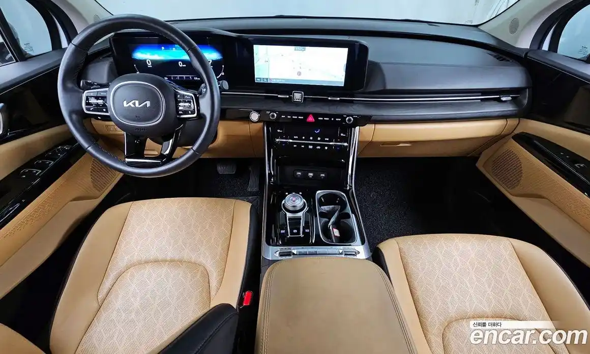 Kia Canival 2023 2.2 Автомат в Москве № 587676, фото 7