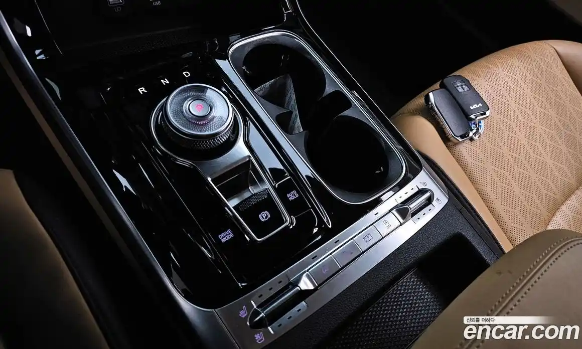 Kia Canival 2023 2.2 Автомат в Москве № 587676, фото 9