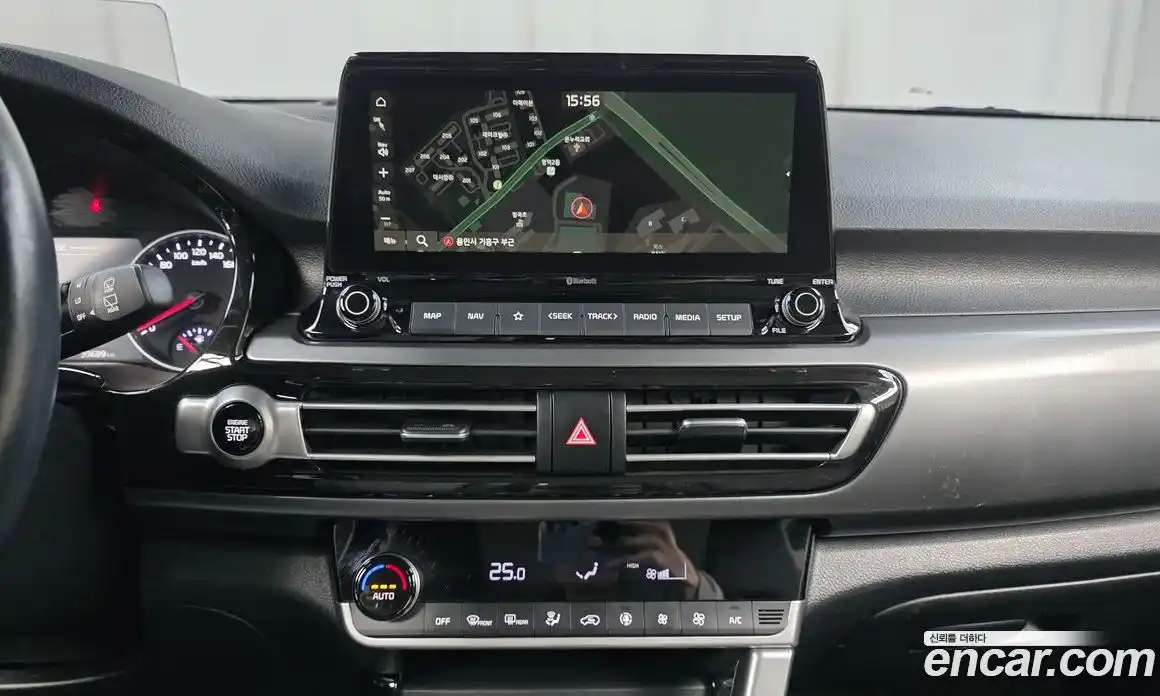 Kia Seltos 2023 1.6 Автомат в Москве № 587826, фото 14