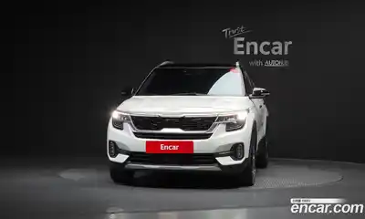 Kia Seltos 2023 1.6 Автомат в Москве № 587826, миниатюра 3