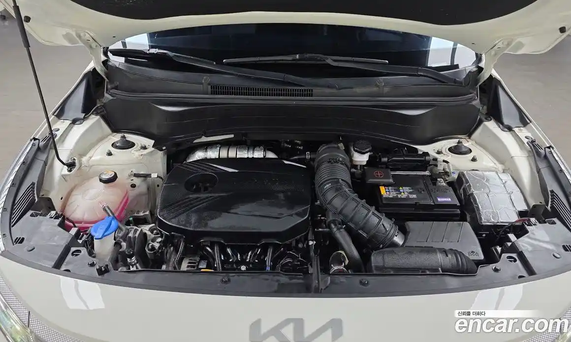 Kia Seltos 2023 1.6 Автомат в Москве № 587826, фото 6