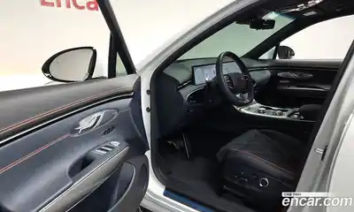 Genesis GV70 2025 2.5 Автомат в Москве № 588072, миниатюра 10