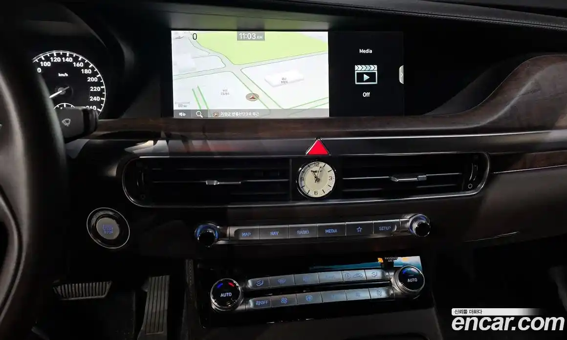 Genesis G90 2021 5.0 Автомат в Москве № 588265, фото 15