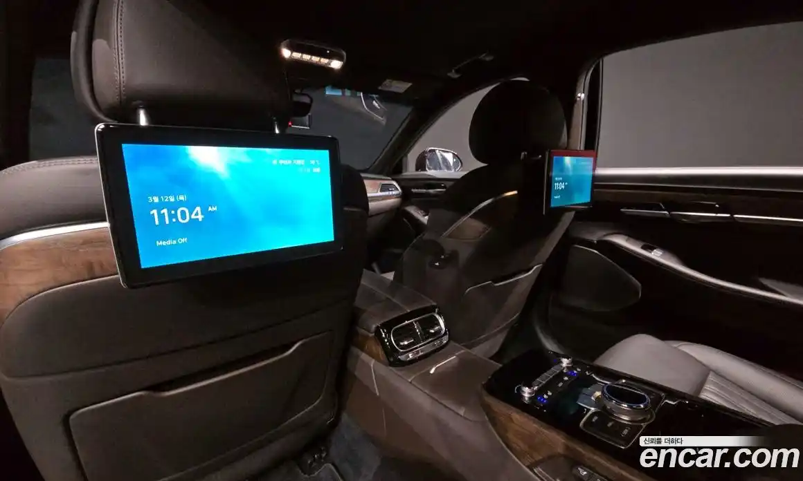 Genesis G90 2021 5.0 Автомат в Москве № 588265, фото 19