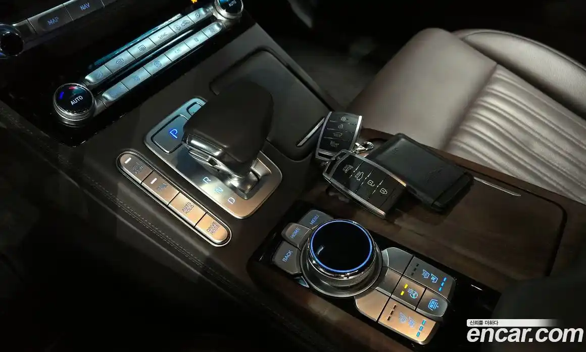 Genesis G90 2021 5.0 Автомат в Москве № 588265, фото 9