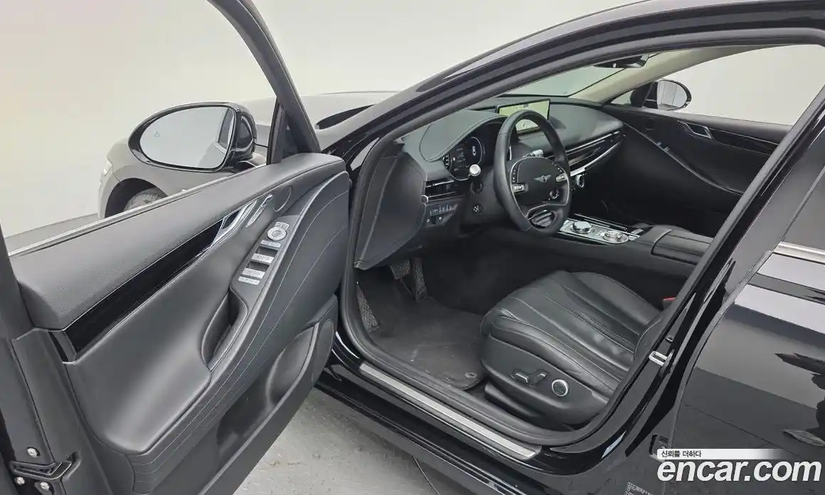 Genesis G80 2023 2.5 Автомат в Москве № 588372, фото 10