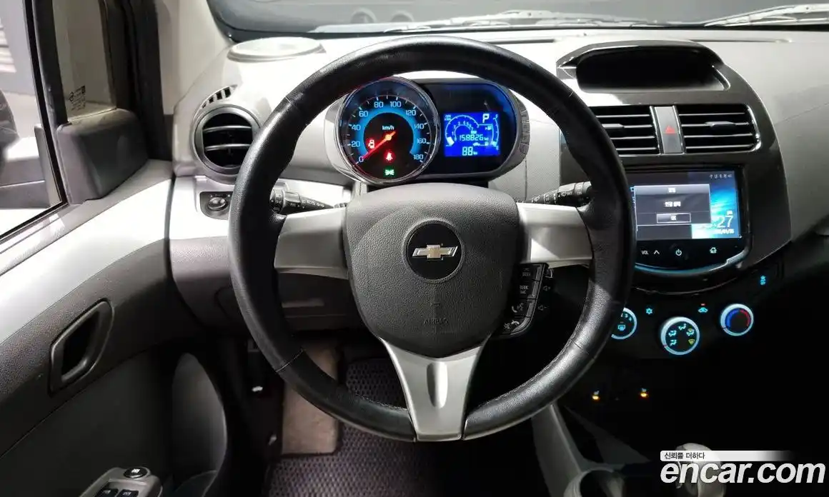 Chevrolet Spark 2014 1.0 Автомат в Москве № 588681, фото 13