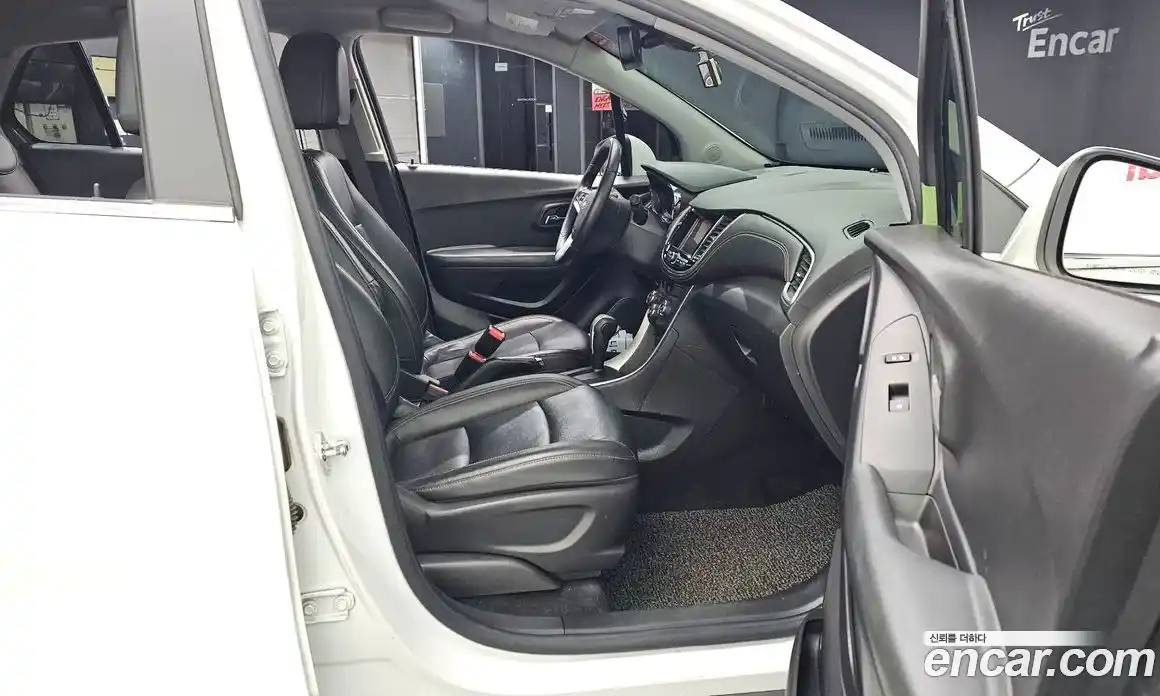 Chevrolet Trax 2018 1.4 Автомат в Москве № 589249, фото 11