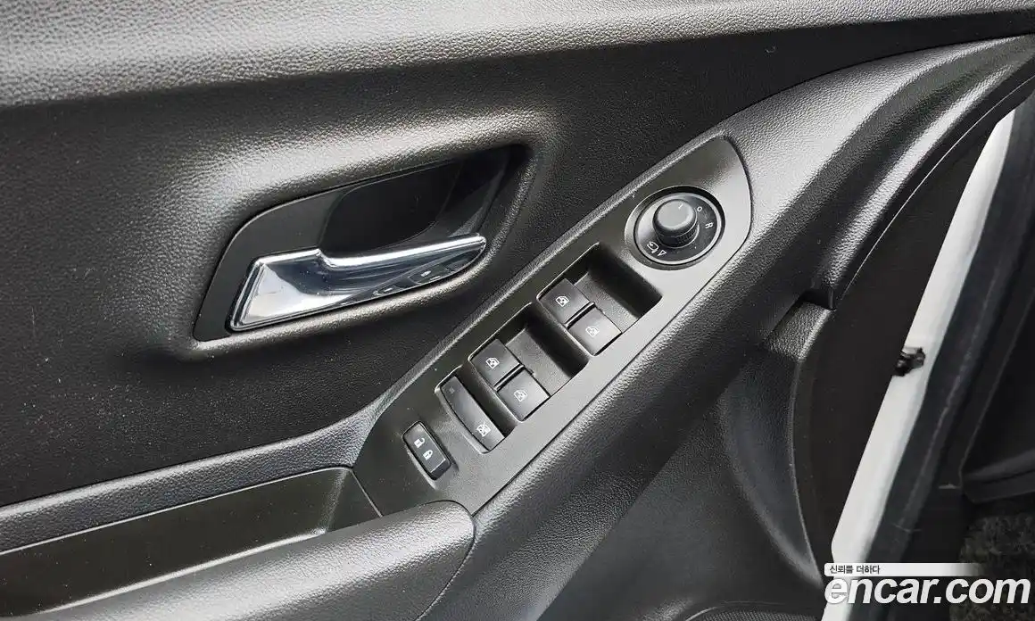 Chevrolet Trax 2018 1.4 Автомат в Москве № 589249, фото 16