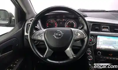 SsangYong Korando 2017 2.2 Автомат в Москве № 589534, миниатюра 12