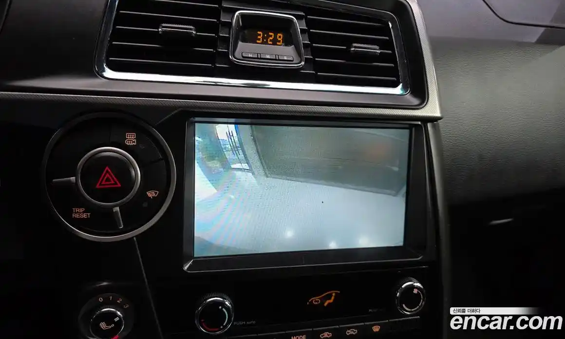 SsangYong Korando 2017 2.2 Автомат в Москве № 589534, фото 15