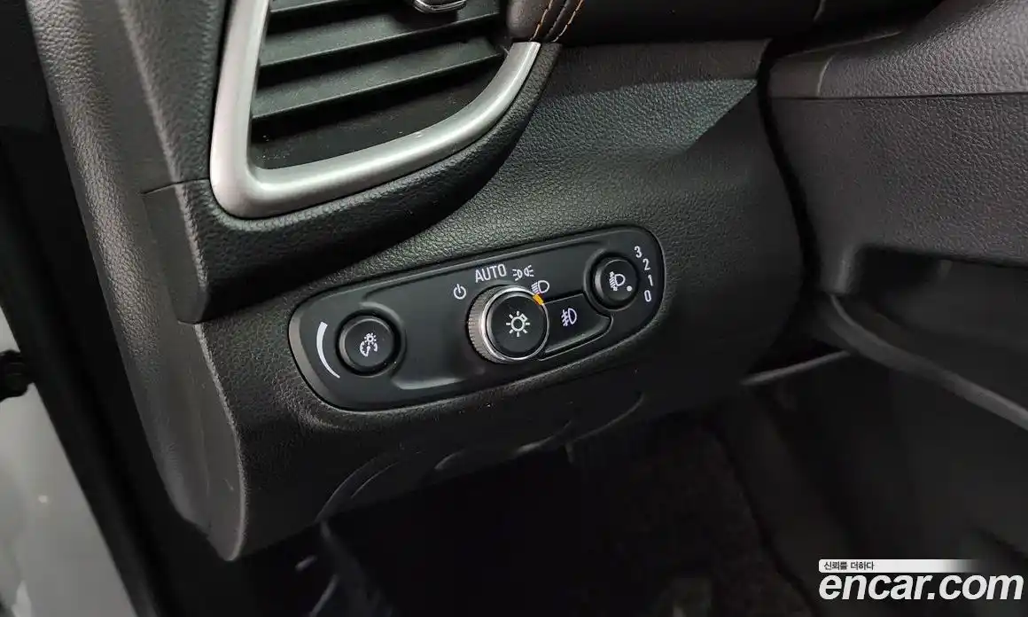 Chevrolet Trax 2017 1.4 Автомат в Москве № 589545, фото 15