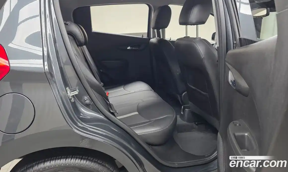 Chevrolet Spark 2022 1.0 Автомат в Москве № 589722, фото 12