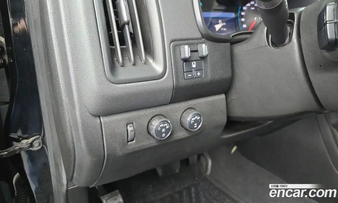 Chevrolet Colorado 2021 3.6 Автомат в Москве № 589775, фото 17