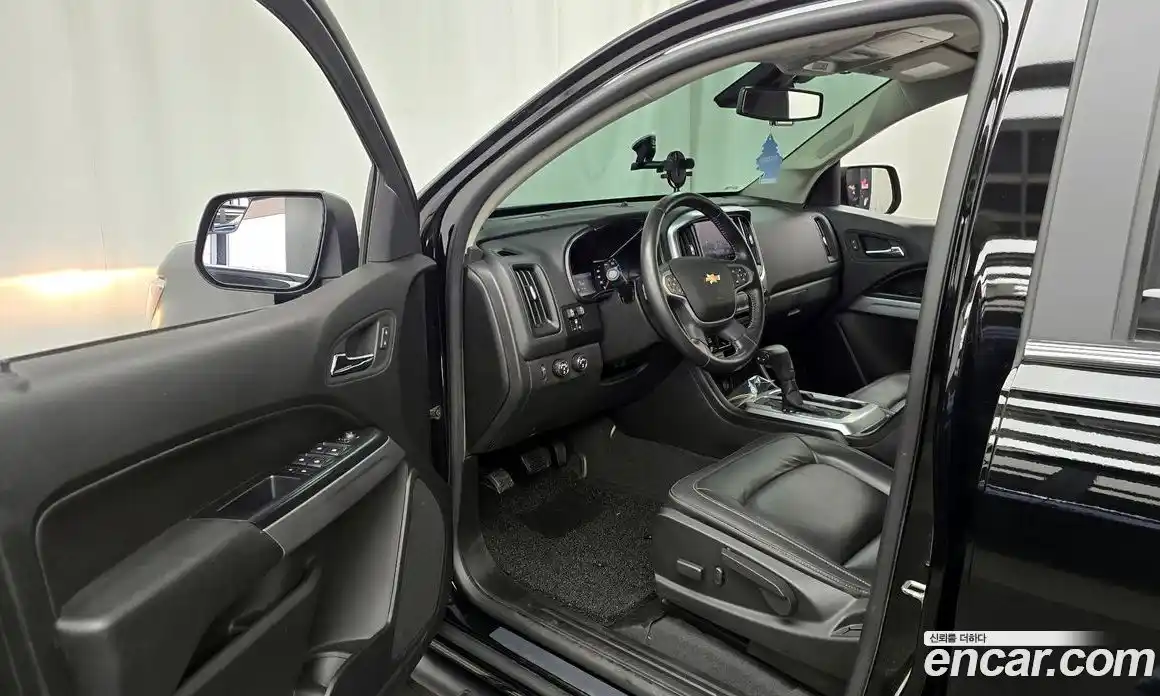 Chevrolet Colorado 2021 3.6 Автомат в Москве № 589775, фото 9