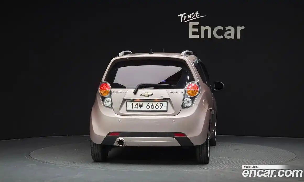 Chevrolet Spark 2012 1.0 Автомат в Москве № 589796, фото 4