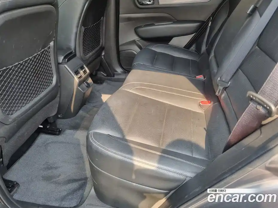 Renault QM6 2020 2.0 Автомат в Москве № 590584, фото 17