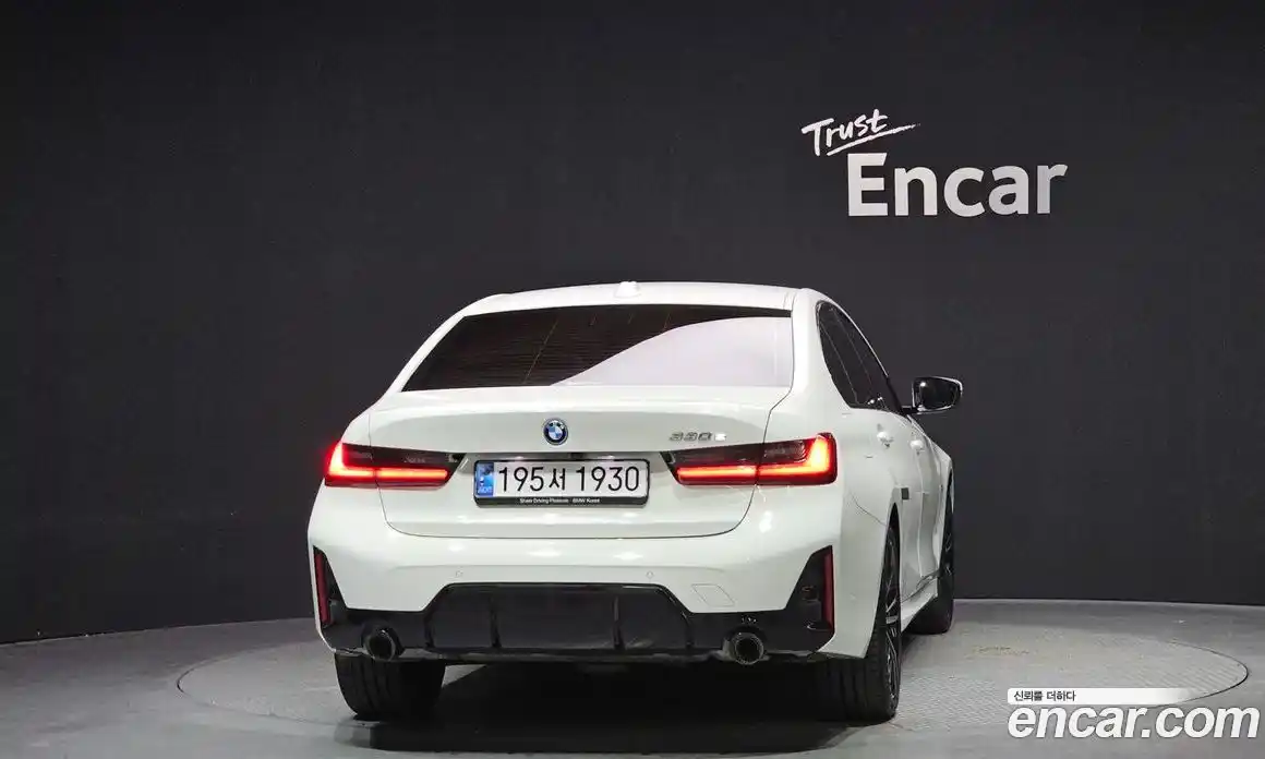 BMW 3-Series 2023 2.0 Автомат в Москве № 590635, фото 4