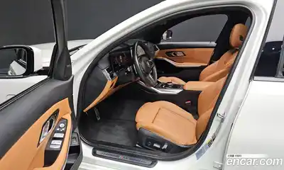 BMW 3-Series 2023 2.0 Автомат в Москве № 590635, миниатюра 10