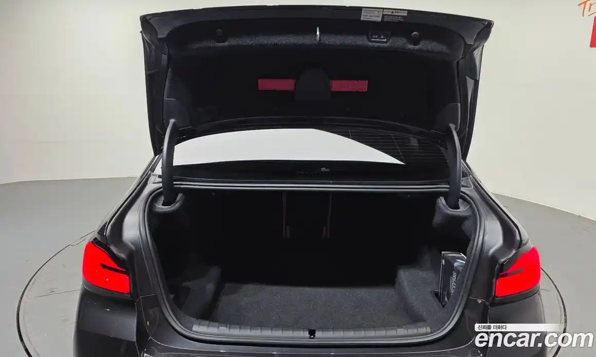 BMW 5-Series 2023 2.0 Автомат в Москве № 590760, фото 20