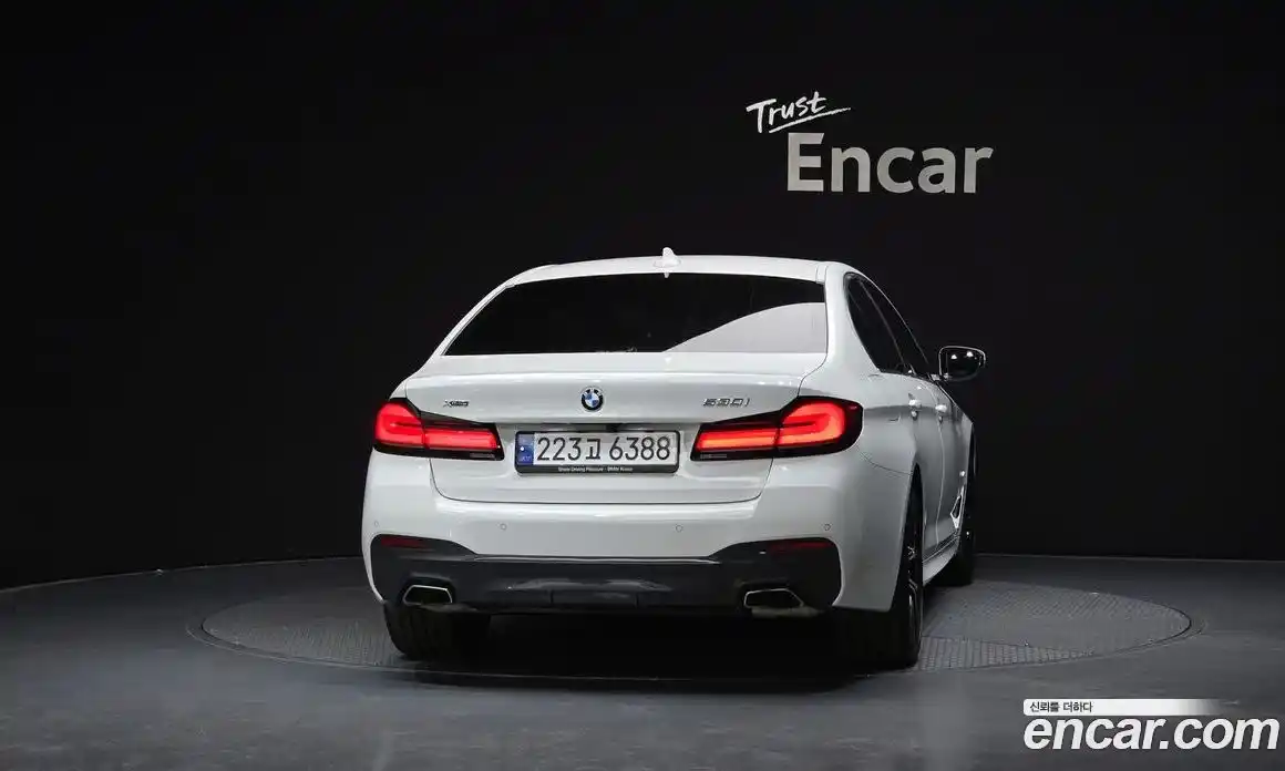 BMW 5-Series 2023 2.0 Автомат в Москве № 590897, фото 4