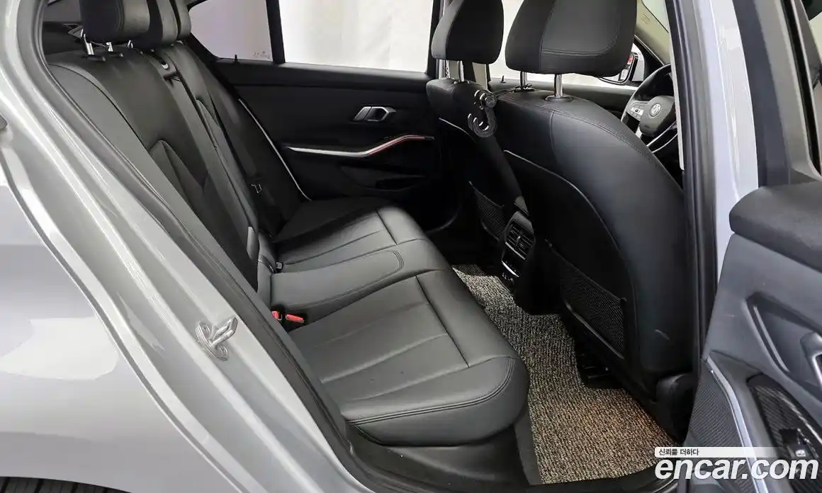 BMW 3-Series 2019 2.0 Автомат в Москве № 591304, фото 12