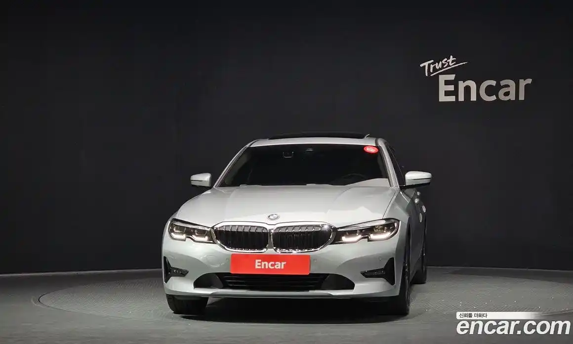 BMW 3-Series 2019 2.0 Автомат в Москве № 591304, фото 3