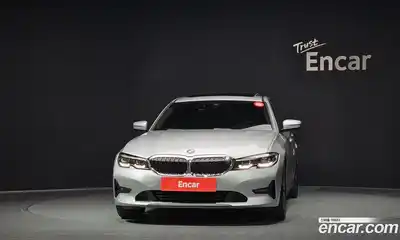 BMW 3-Series 2019 2.0 Автомат в Москве № 591304, миниатюра 3