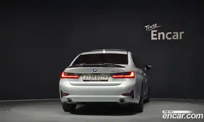 BMW 3-Series 2019 2.0 Автомат в Москве № 591304, миниатюра 4