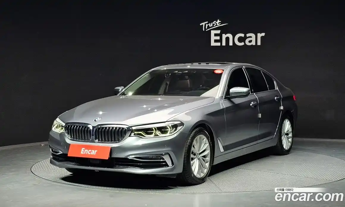 BMW 5-Series 2019 2.0 Автомат в Москве № 591603, фото 1