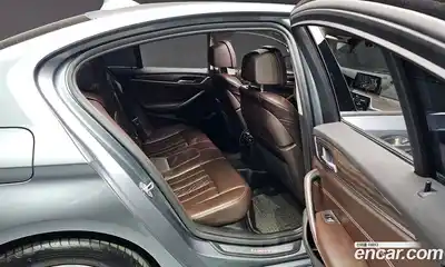 BMW 5-Series 2019 2.0 Автомат в Москве № 591603, миниатюра 11