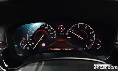 BMW 5-Series 2019 2.0 Автомат в Москве № 591603, миниатюра 8