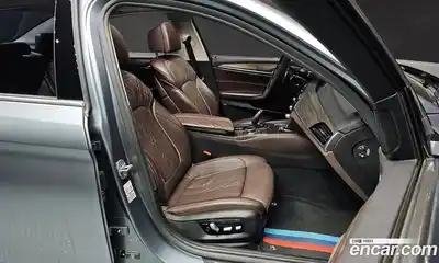 BMW 5-Series 2019 2.0 Автомат в Москве № 591603, миниатюра 10