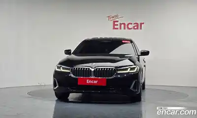 BMW 5-Series 2022 2.0 Автомат в Москве № 591682, миниатюра 2