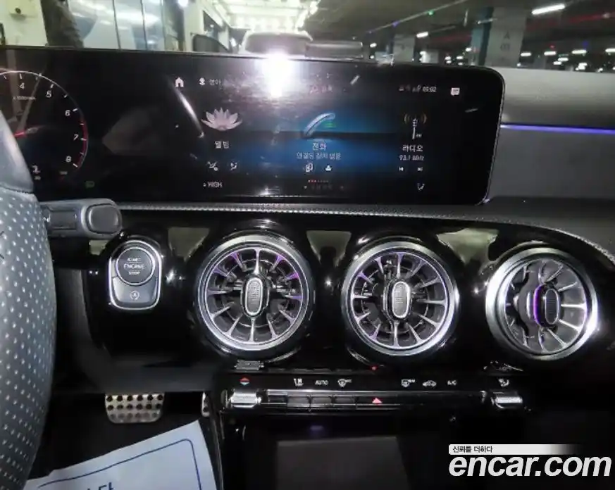 Mercedes-Benz A-Class 2023 2.0 Автомат в Москве № 591890, фото 13