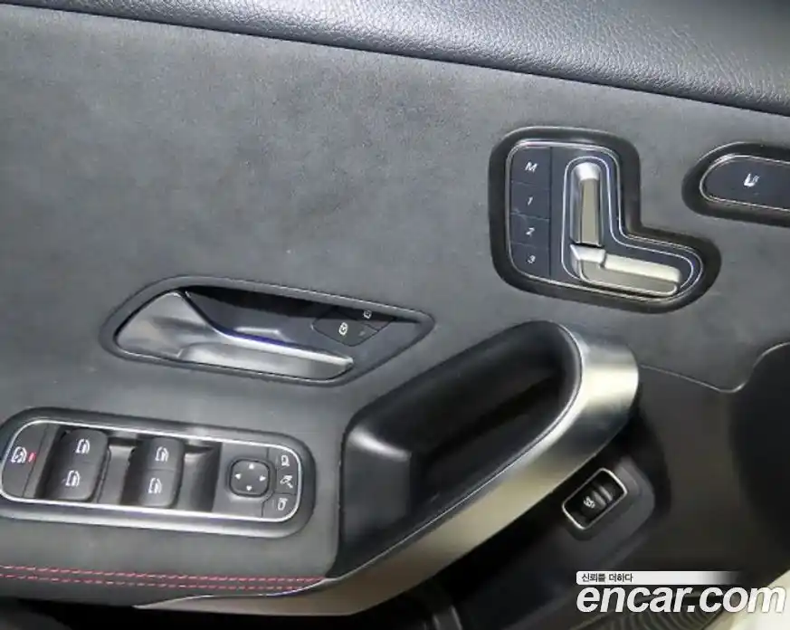 Mercedes-Benz A-Class 2023 2.0 Автомат в Москве № 591890, фото 18