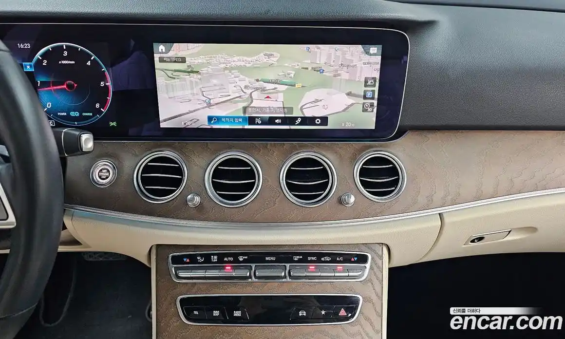 Mercedes-Benz E-Class 2022 1.9 Автомат в Москве № 592002, фото 15