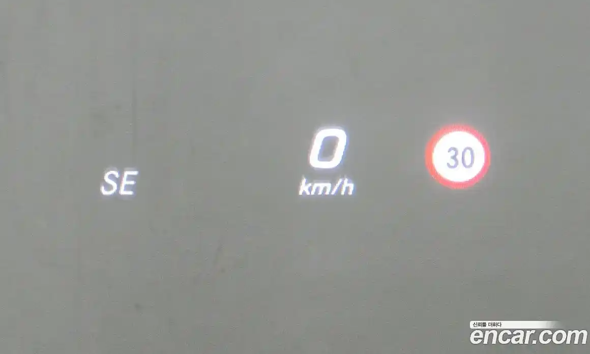 Mercedes-Benz E-Class 2017 2.0 Автомат в Москве № 592193, фото 17