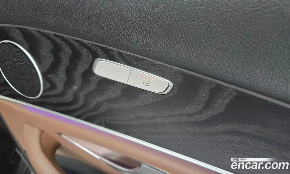 Mercedes-Benz E-Class 2017 2.0 Автомат в Москве № 592193, фото 19