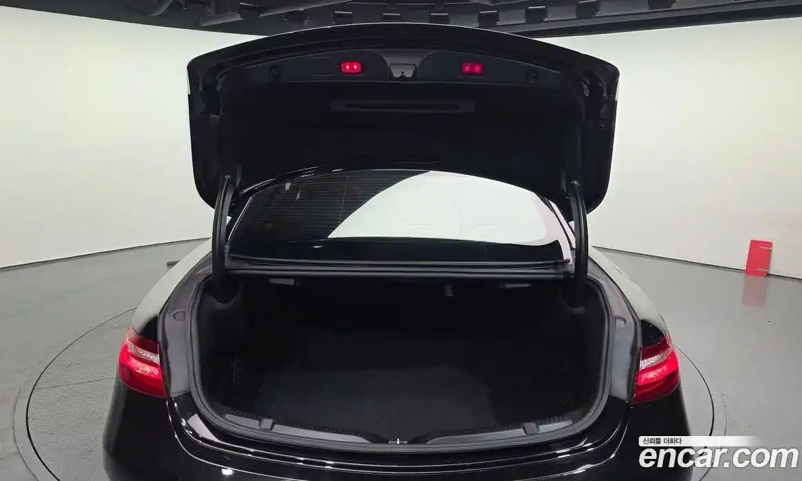 Mercedes-Benz E-Class 2019 1.9 Автомат в Москве № 592275, фото 20