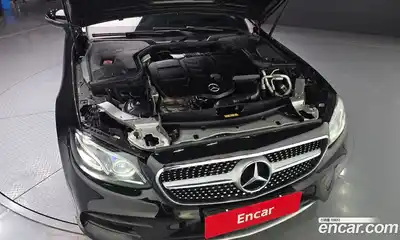 Mercedes-Benz E-Class 2019 1.9 Автомат в Москве № 592275, миниатюра 6