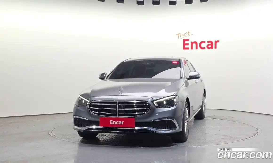 Mercedes-Benz E-Class 2021 2.0 Автомат в Москве № 592401, фото 3