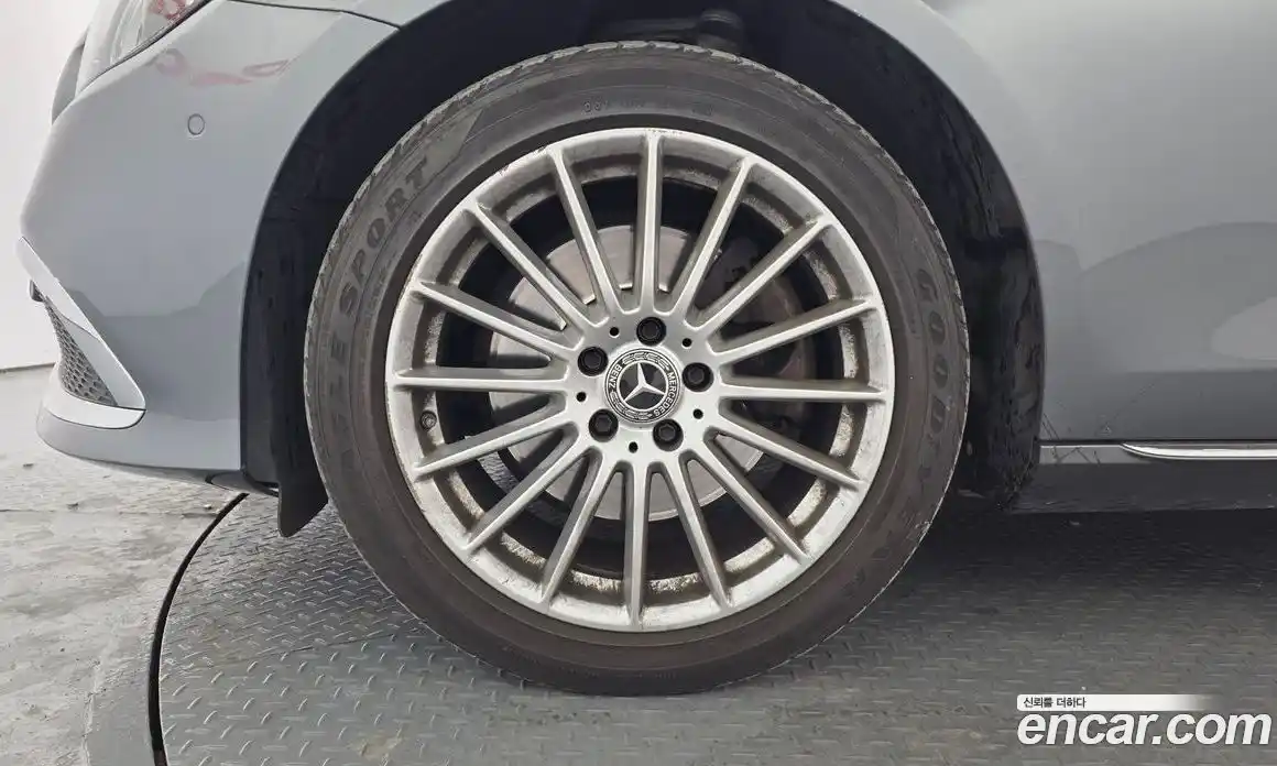 Mercedes-Benz E-Class 2021 2.0 Автомат в Москве № 592401, фото 5