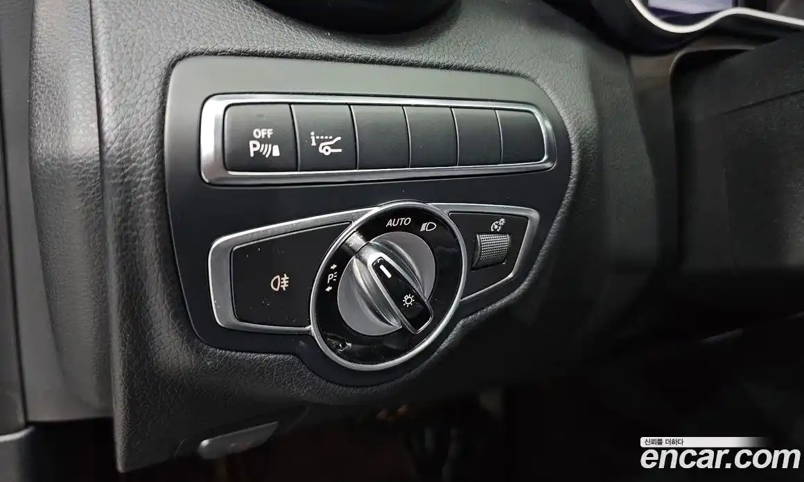 Mercedes-Benz C-Class 2017 2.0 Автомат в Москве № 592487, фото 14