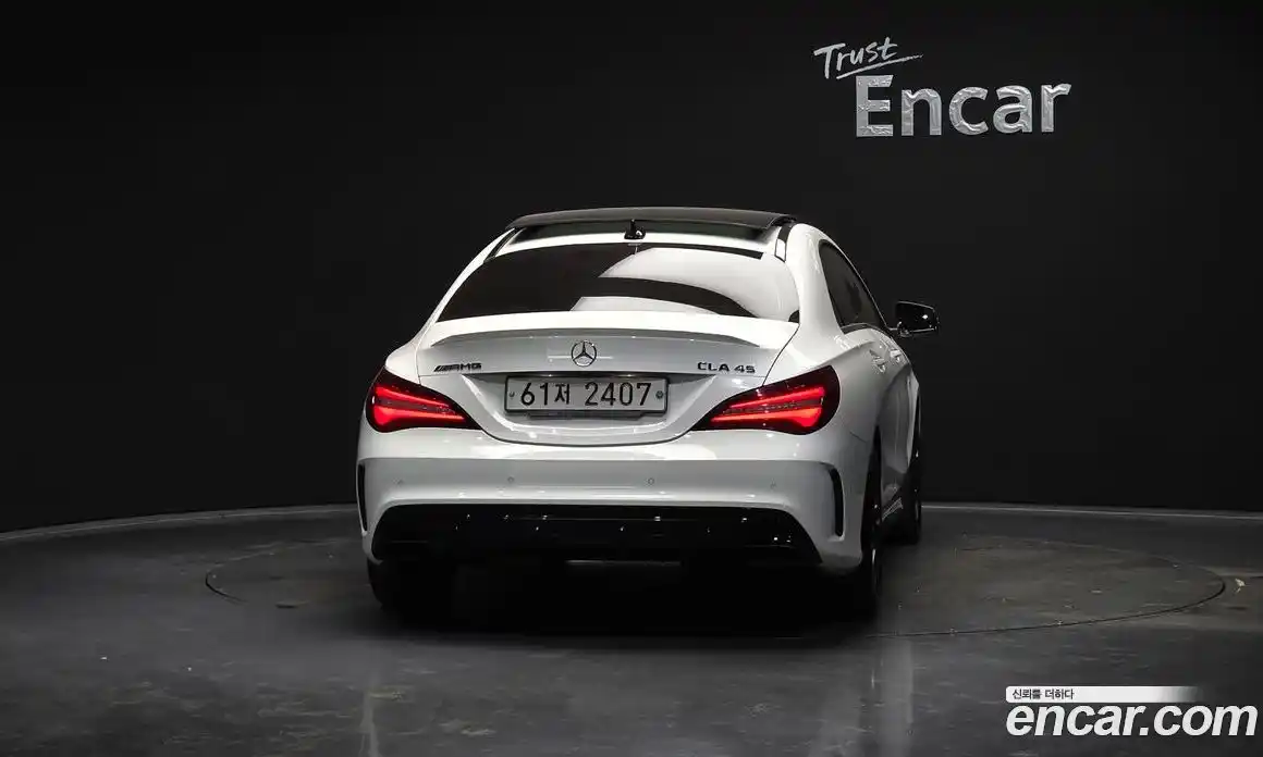 Mercedes-Benz CLA-Class 2018 2.0 Автомат в Москве № 592550, фото 4