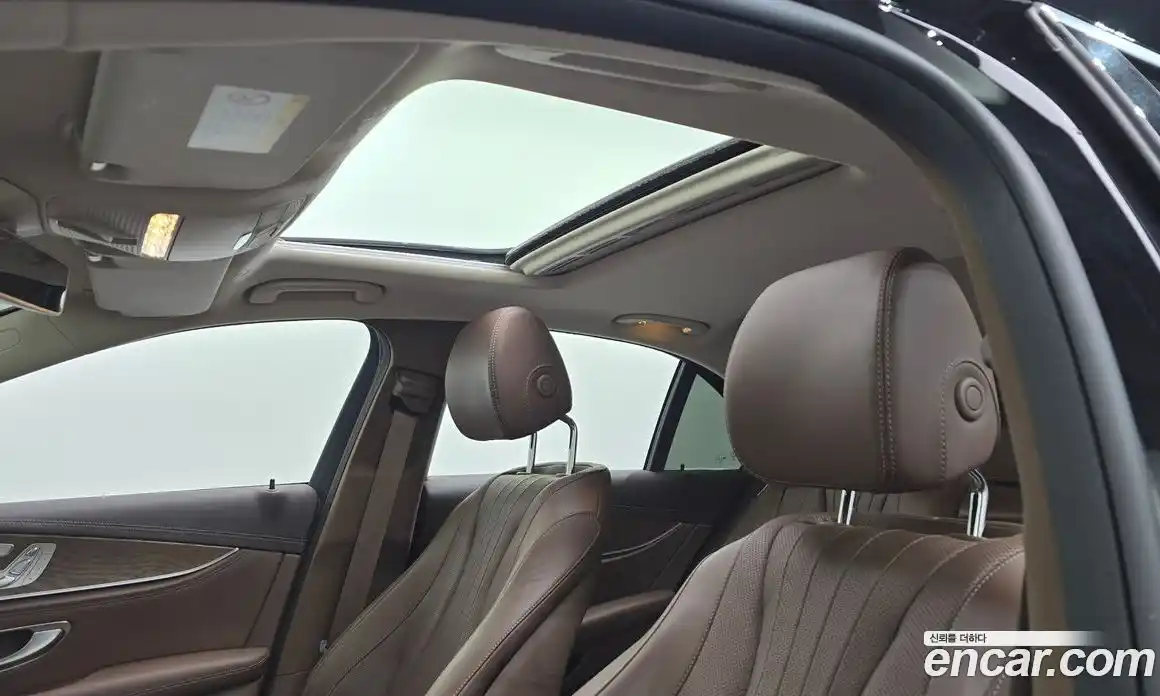 Mercedes-Benz E-Class 2020 2.0 Автомат в Москве № 592634, фото 19